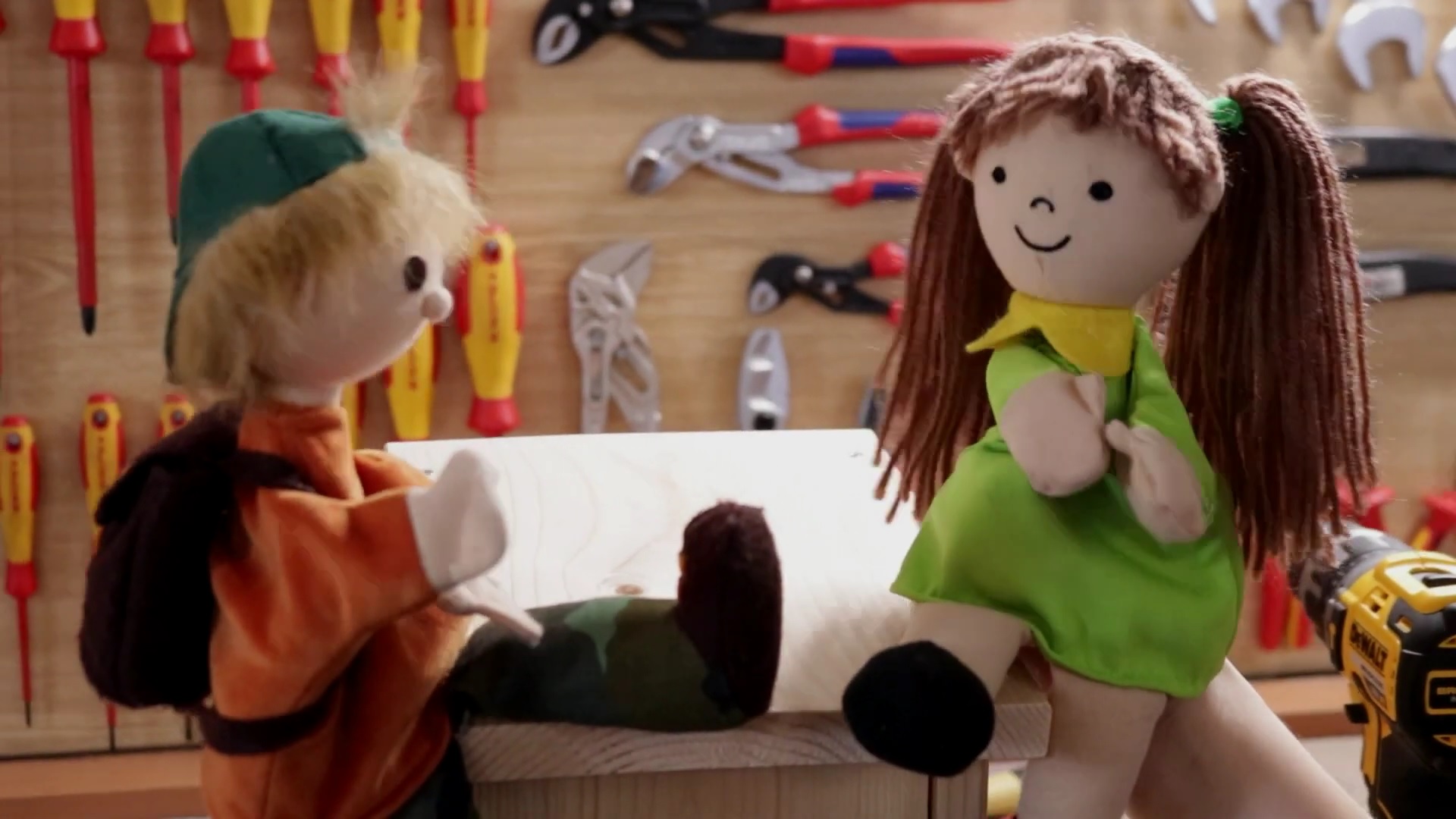 S Petrou a Vítkem v dílně